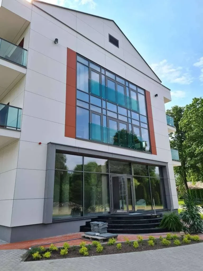 Stumdomos durys Druskininkai